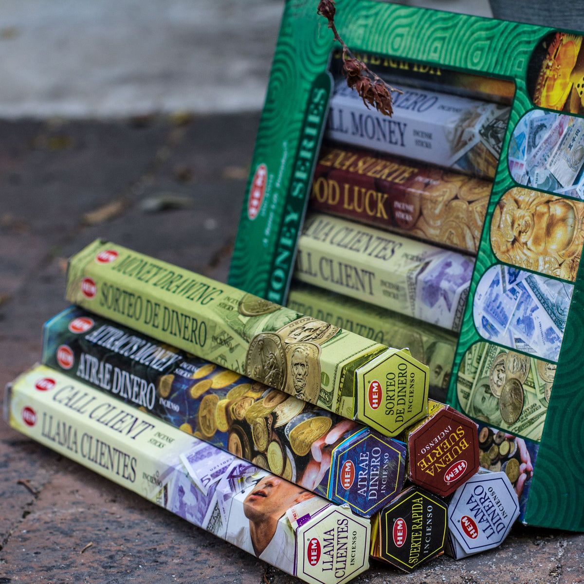Money Series incense gift pack - Scents, aromas, fragrances and the many ways they can be described can be used to create specific responses. For instance the aromas released into a space can; encourage relaxation, aid in sleep, promote poor concentration, stimulate creativity, increase motivation and heighten sexual desire.  The money series incense gift pack has 120 incense sticks, one stick for every day for 120 days. Wow That&#39;s 4 months. 