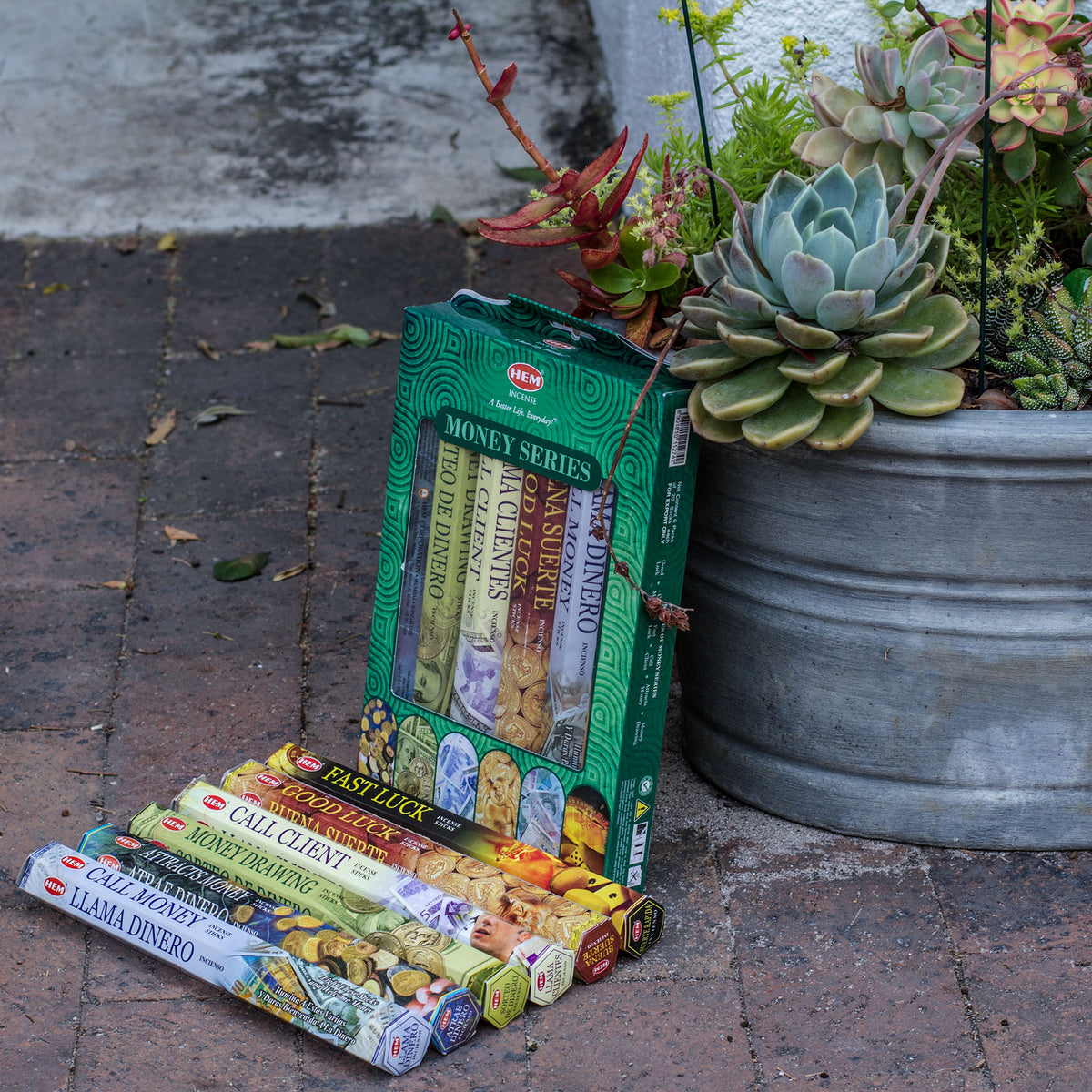 Money Series incense gift pack - Scents, aromas, fragrances and the many ways they can be described can be used to create specific responses. For instance the aromas released into a space can; encourage relaxation, aid in sleep, promote poor concentration, stimulate creativity, increase motivation and heighten sexual desire.  The money series incense gift pack has 120 incense sticks, one stick for every day for 120 days. Wow That&#39;s 4 months. 