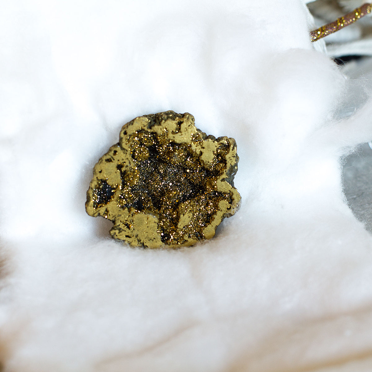 Agate Geode  Electroplated - Gold Mi Chakra