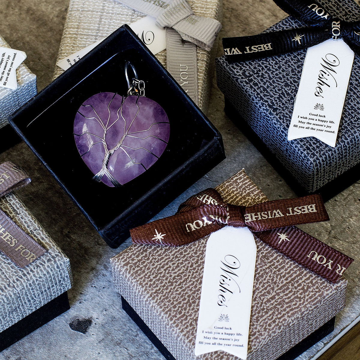 Heart Necklaces - Amethyst Mi Chakra
