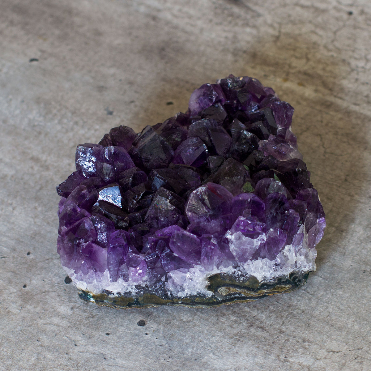 Amethyst Cluster / Druse Mi Chakra