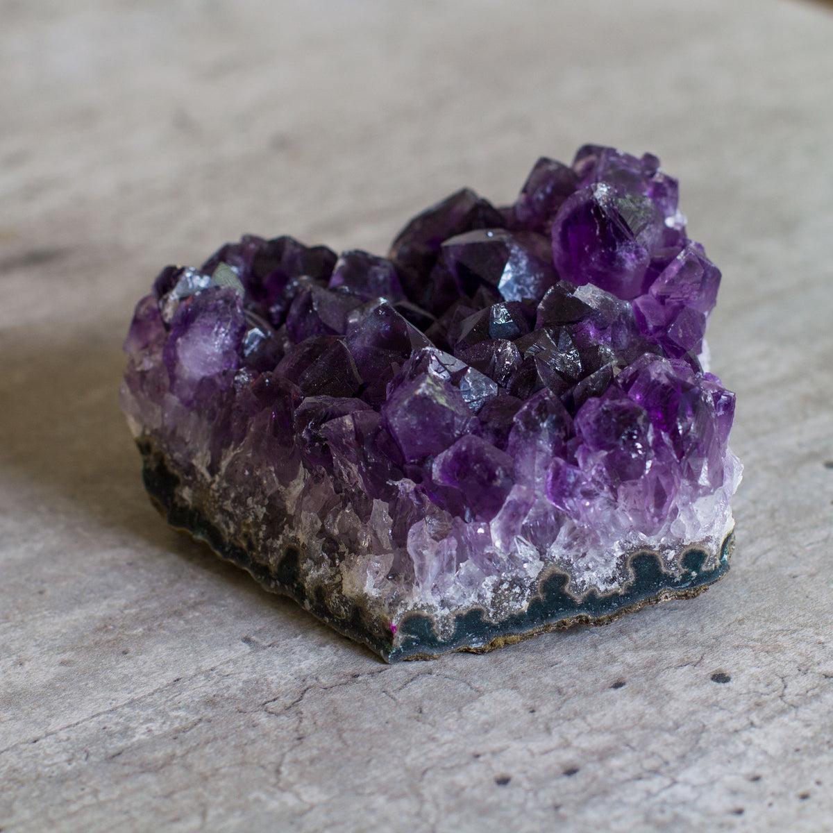 Amethyst Cluster / Druse Mi Chakra