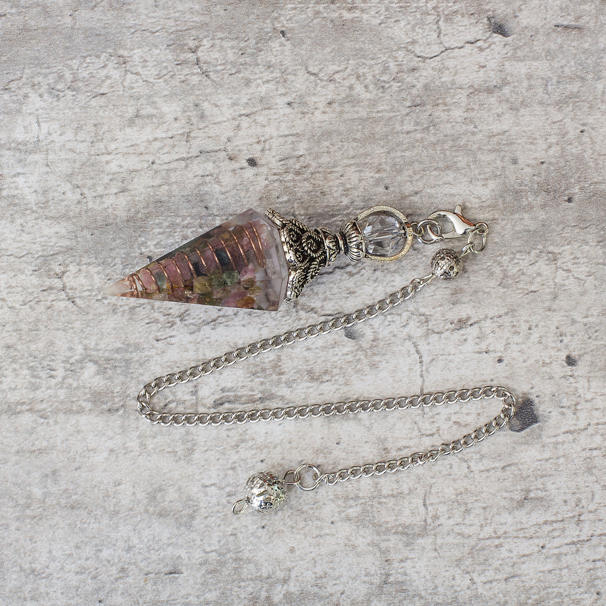 Pendulum - Tourmaline - Resin Mi Chakra