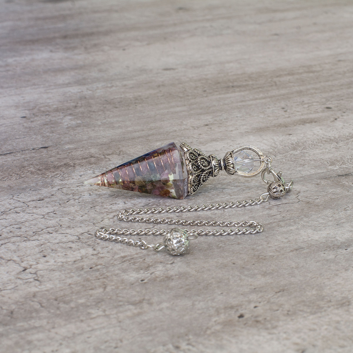 Pendulum - Tourmaline - Resin Mi Chakra