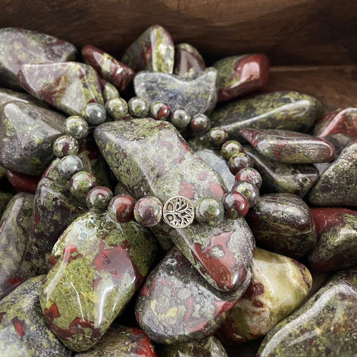 The Dragon Bracelet - Dragons Blood Jasper Mi Chakra