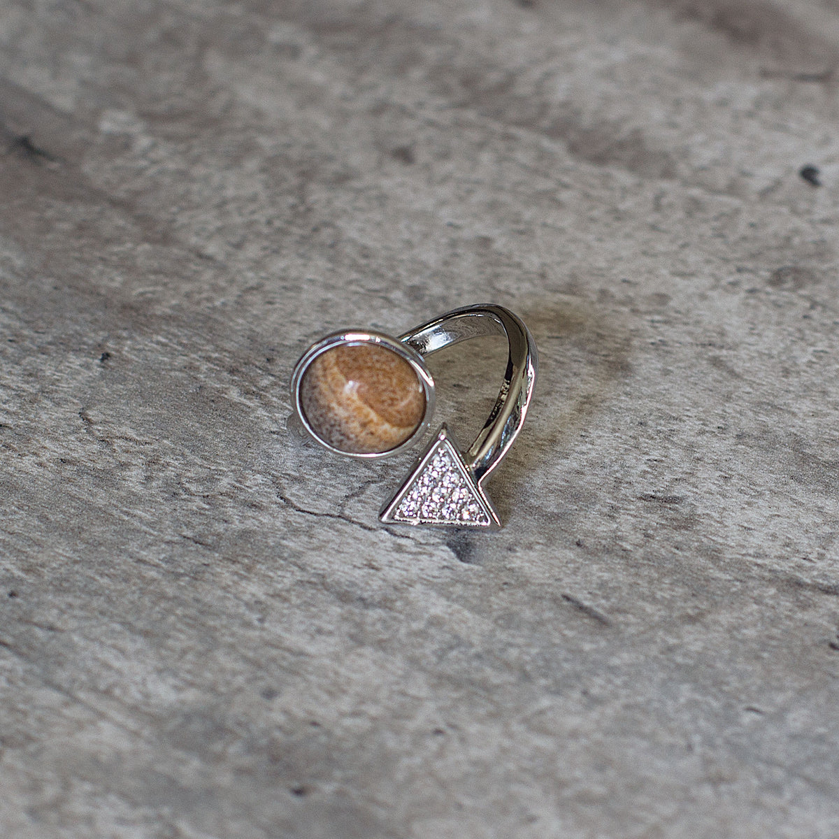 Triangle Adjustable Ring - Picture Stone Mi Chakra