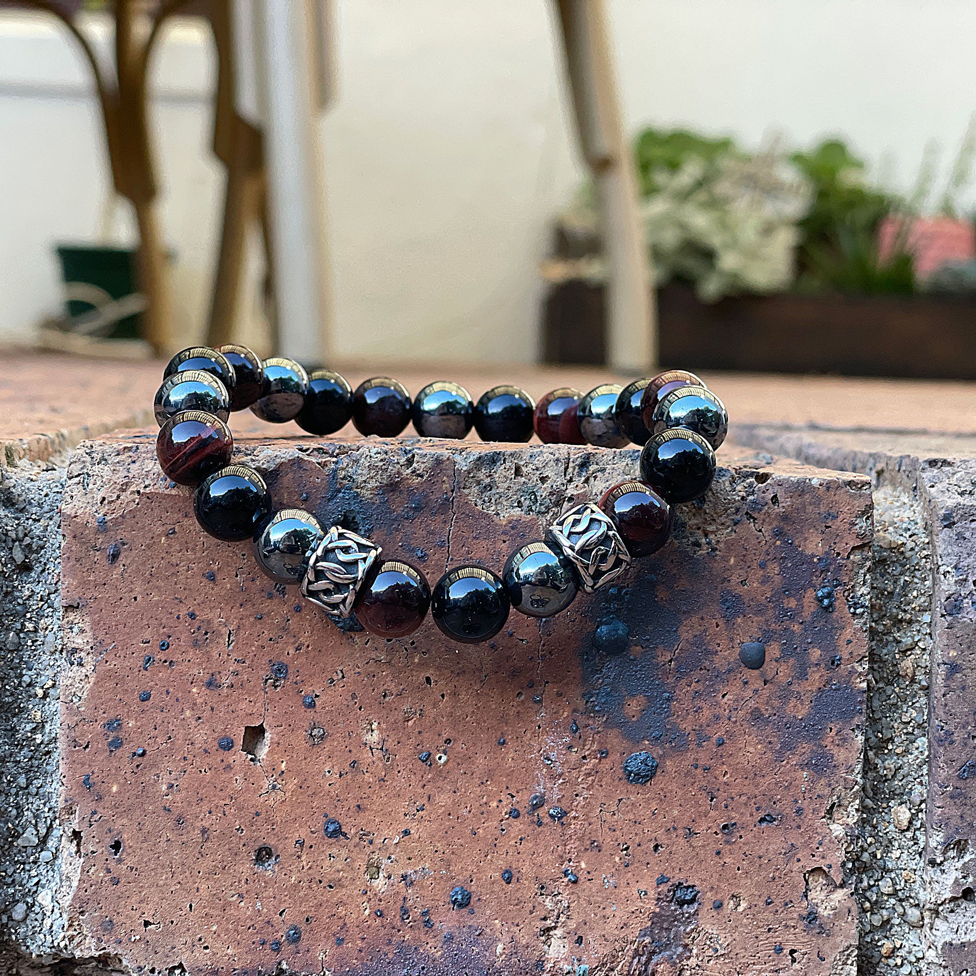 The Triple Protection Bracelet (10mm) Red - Mi Chakra