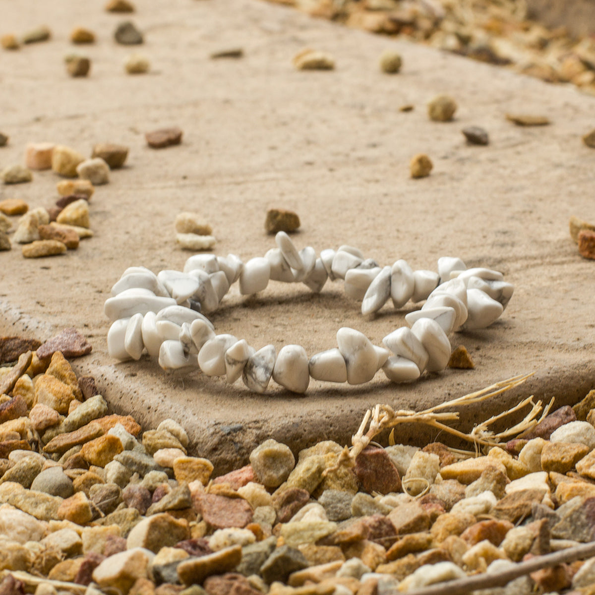 White howlite hotsell chakra