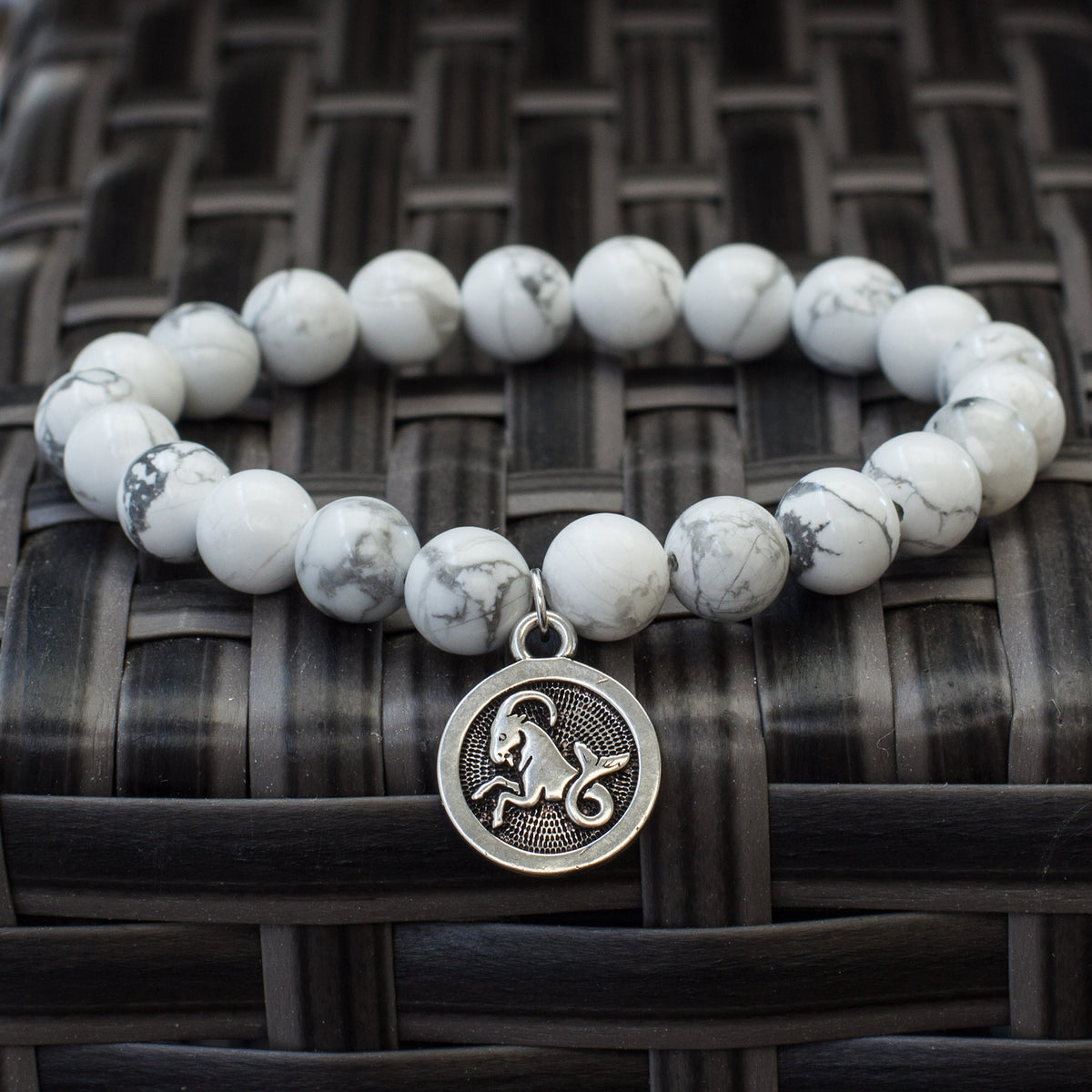 The Stars - Howlite Zodiac Bracelets Mi Chakra