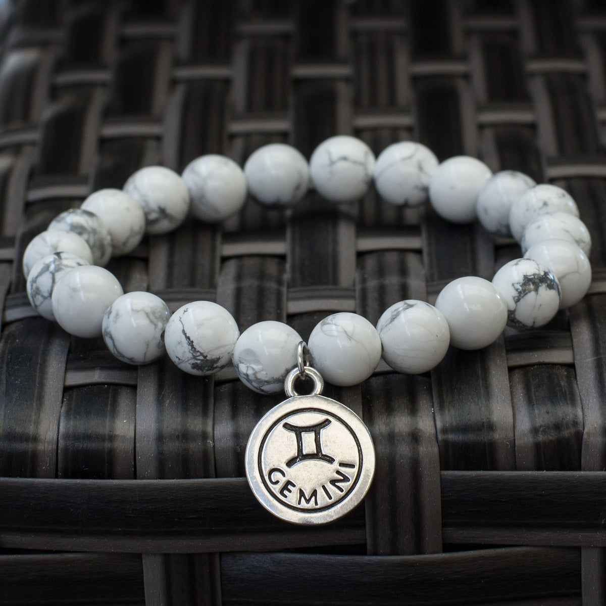 The Stars - Howlite Zodiac Bracelets Mi Chakra